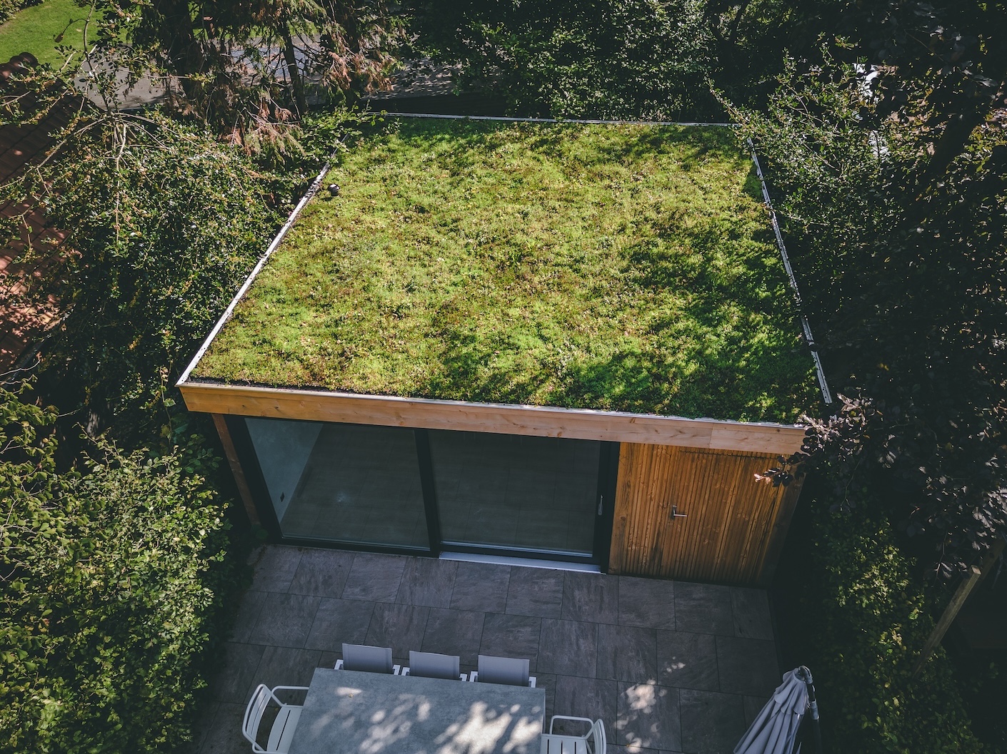 Tuinrenovatie project op de Zwarteweg te Bussum door Snijers Tuinen